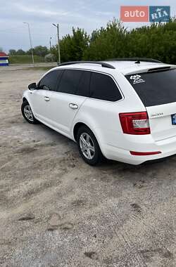 Универсал Skoda Octavia 2014 в 