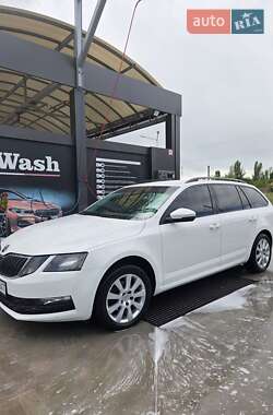 Универсал Skoda Octavia 2018 в 
