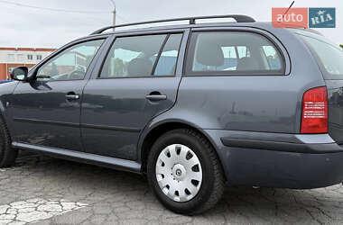 Універсал Skoda Octavia 2010 в 