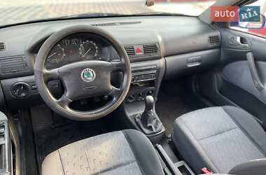 Лифтбек Skoda Octavia 2008 в 