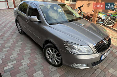 Лифтбек Skoda Octavia 2012 в 