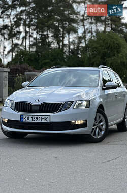 Універсал Skoda Octavia 2019 в Умані