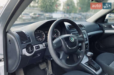 Ліфтбек Skoda Octavia 2012 в 
