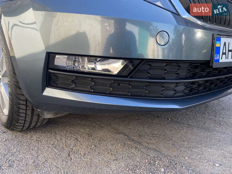 Лифтбек Skoda Octavia 2017 в Днепре