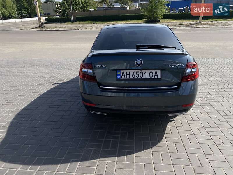 Лифтбек Skoda Octavia 2017 в Днепре