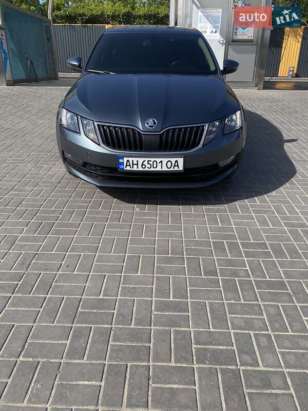 Лифтбек Skoda Octavia 2017 в Днепре