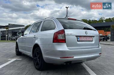 Універсал Skoda Octavia 2012 в 