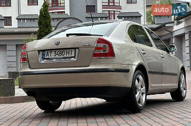 Лифтбек Skoda Octavia 2005 в 