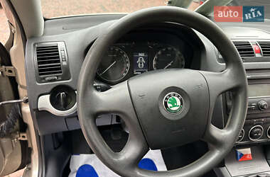 Лифтбек Skoda Octavia 2005 в 