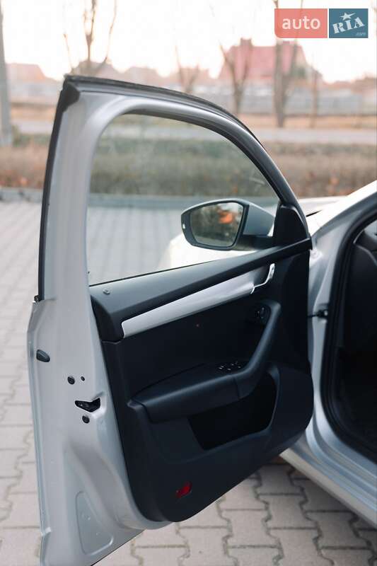 Універсал Skoda Octavia 2020 в Києві