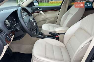 Універсал Skoda Octavia 2009 в 