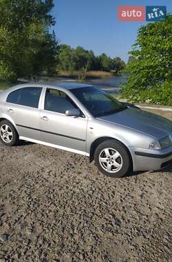Лифтбек Skoda Octavia 2004 в Кропивницком