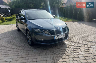 Ліфтбек Skoda Octavia 2018 в 