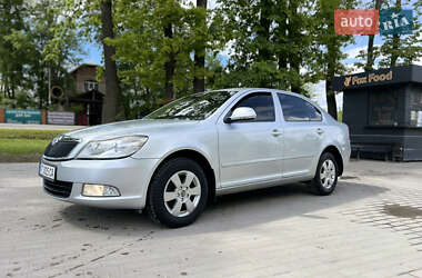 Лифтбек Skoda Octavia 2009 в 