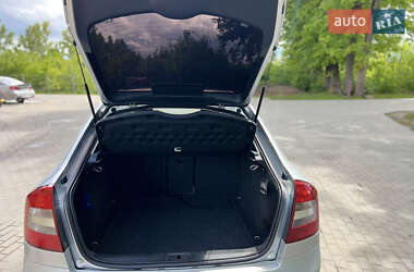 Лифтбек Skoda Octavia 2009 в 