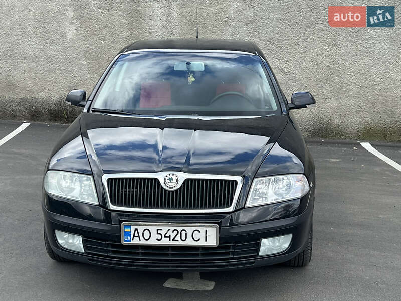 Лифтбек Skoda Octavia 2006 в 