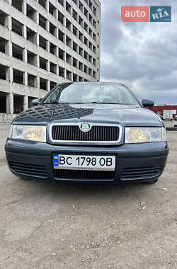 Лифтбек Skoda Octavia 2008 в 