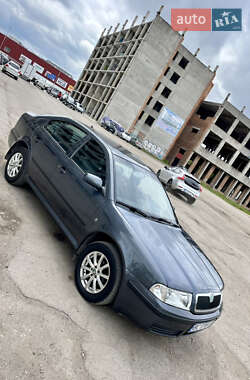 Лифтбек Skoda Octavia 2008 в 