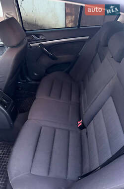 Лифтбек Skoda Octavia 2004 в 
