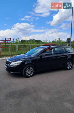 Универсал Skoda Octavia 2011 в 