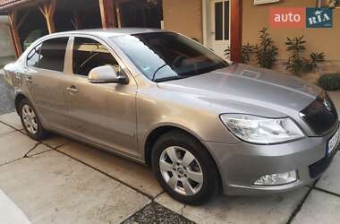 Лифтбек Skoda Octavia 2011 в 