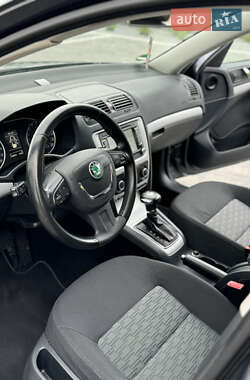 Універсал Skoda Octavia 2012 в 