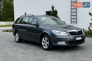Універсал Skoda Octavia 2012 в 