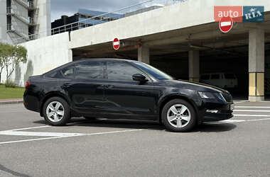 Лифтбек Skoda Octavia 2019 в 