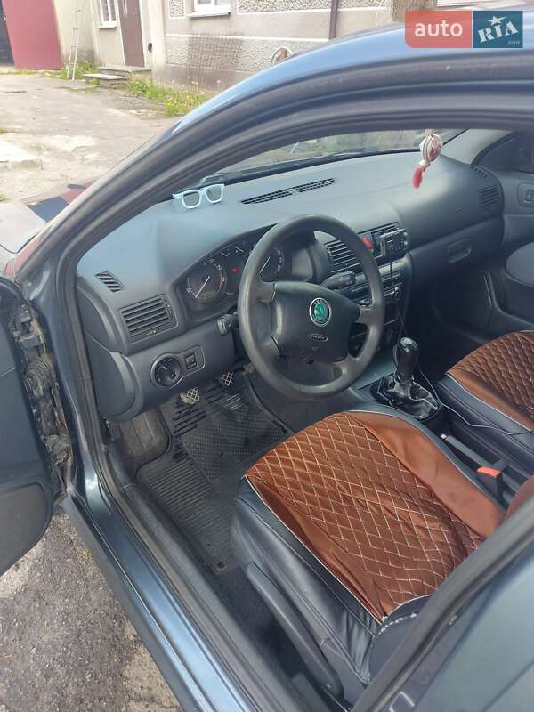 Лифтбек Skoda Octavia 2006 в Коростышеве