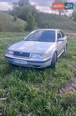 Лифтбек Skoda Octavia 2000 в Синельниково