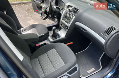Універсал Skoda Octavia 2011 в 