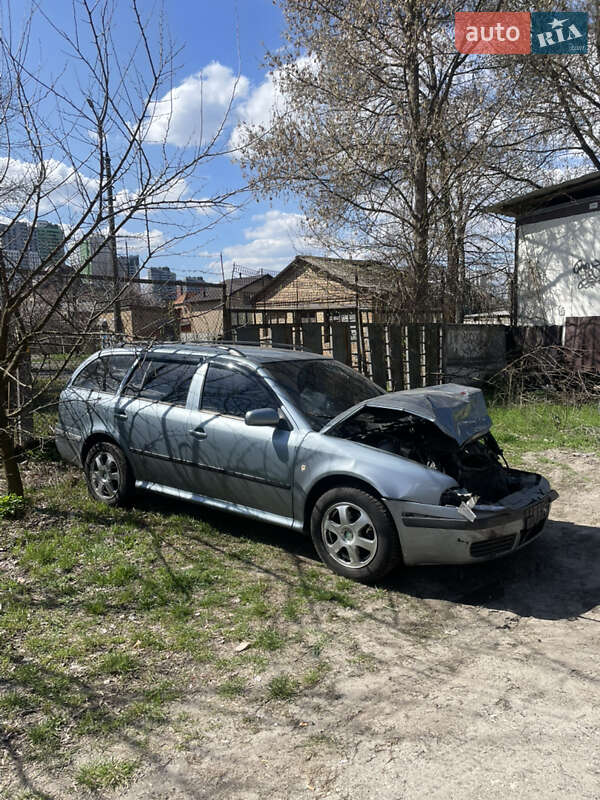 Универсал Skoda Octavia 2002 в 