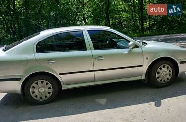 Лифтбек Skoda Octavia 2008 в 