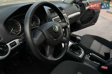 Универсал Skoda Octavia 2011 в 