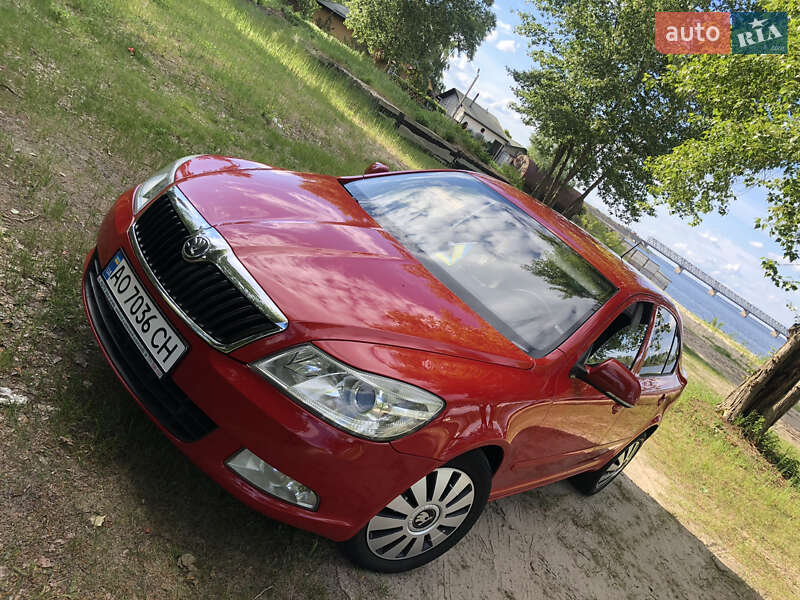 Ліфтбек Skoda Octavia 2010 в 