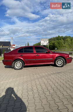 Лифтбек Skoda Octavia 1998 в 