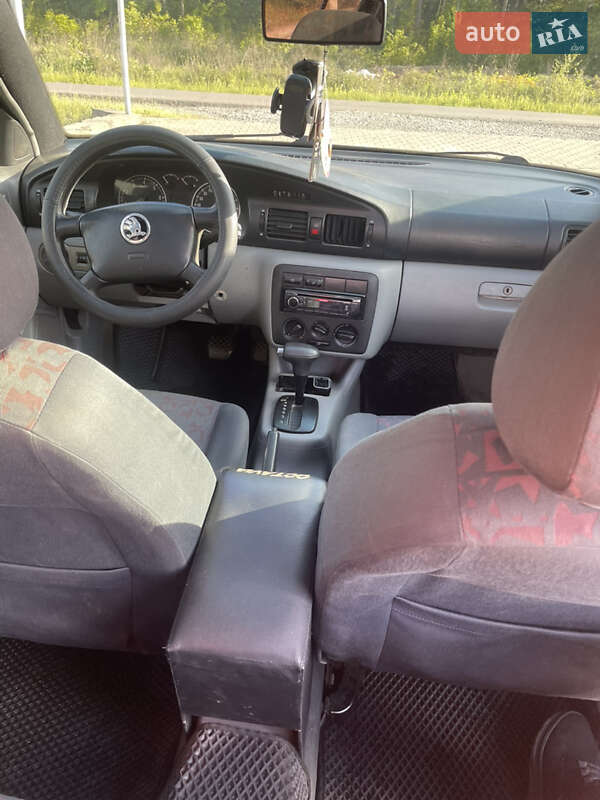 Лифтбек Skoda Octavia 1998 в Ужгороде