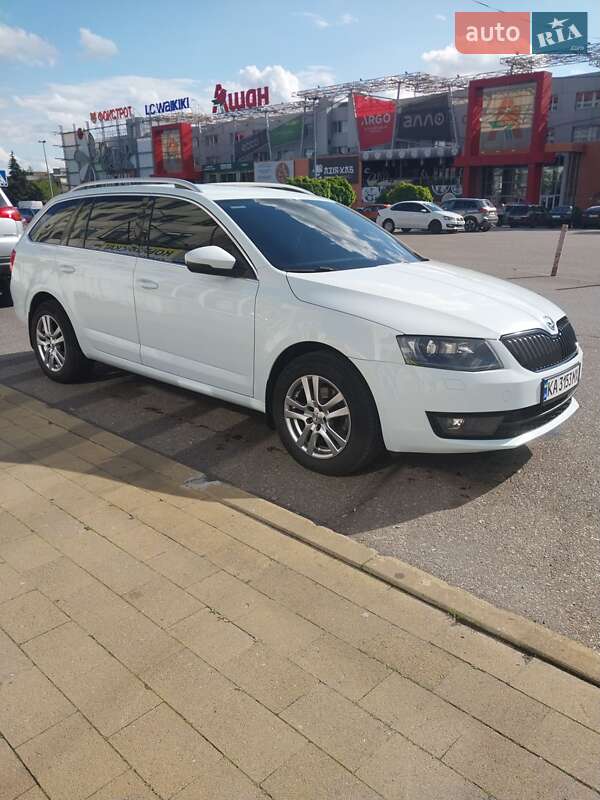 Универсал Skoda Octavia 2015 в Киеве