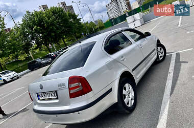 Лифтбек Skoda Octavia 2006 в 