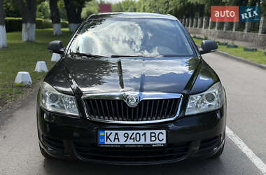 Ліфтбек Skoda Octavia 2010 в 