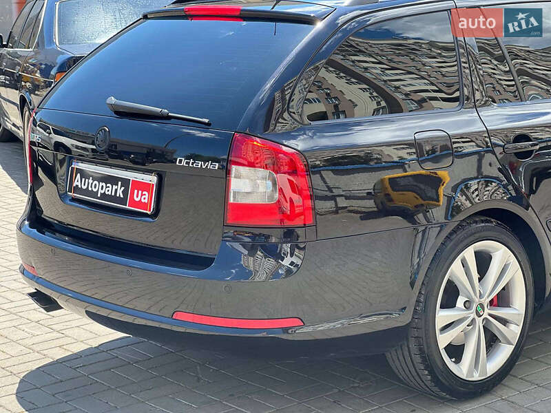 Універсал Skoda Octavia 2009 в Одесі