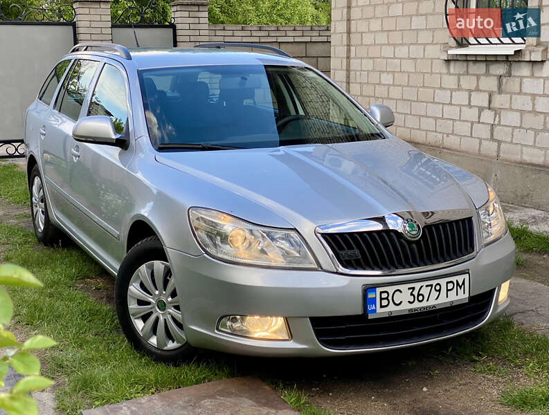 Універсал Skoda Octavia 2009 в 