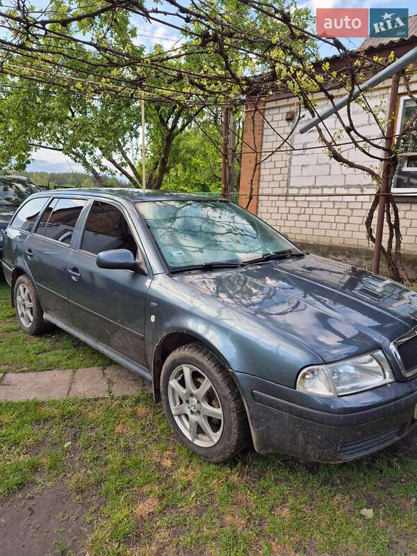 Універсал Skoda Octavia 2004 в Полтаві