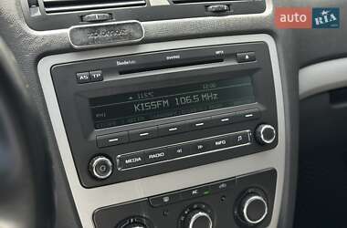 Лифтбек Skoda Octavia 2012 в 