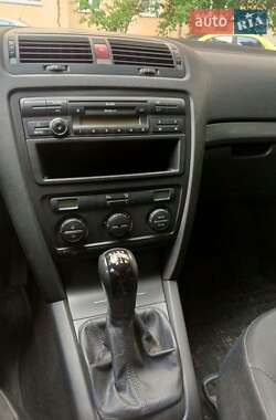 Лифтбек Skoda Octavia 2006 в 