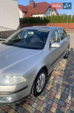 Ліфтбек Skoda Octavia 2005 в 