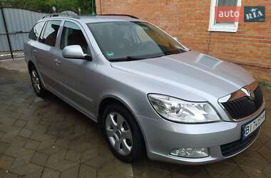 Универсал Skoda Octavia 2010 в 