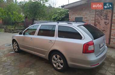 Универсал Skoda Octavia 2010 в 