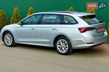 Универсал Skoda Octavia 2021 в 