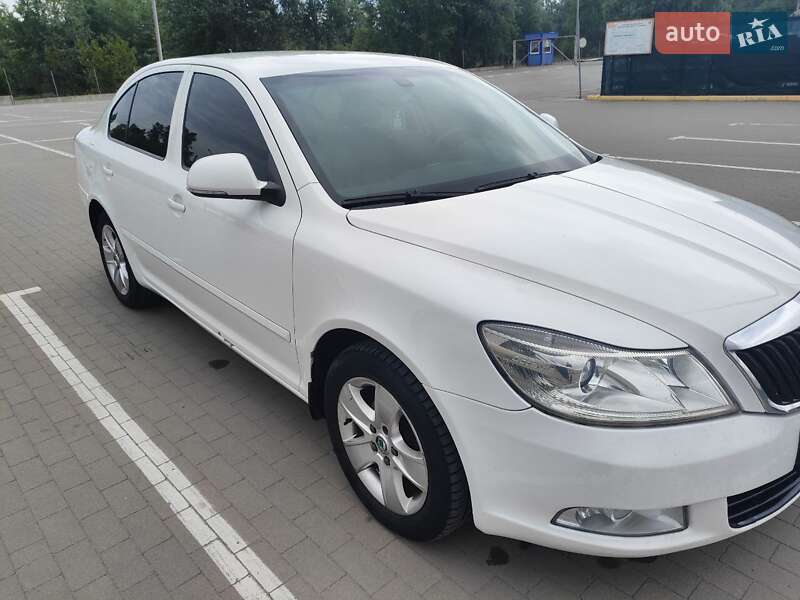 Ліфтбек Skoda Octavia 2010 в Сумах
